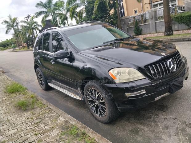 Mercedes-Benz M Class ML 350 AWD 4Matic (3.5L V6 7A) 2006 Black