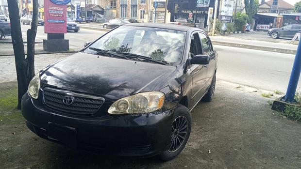 Toyota Corolla LE 2005 Black