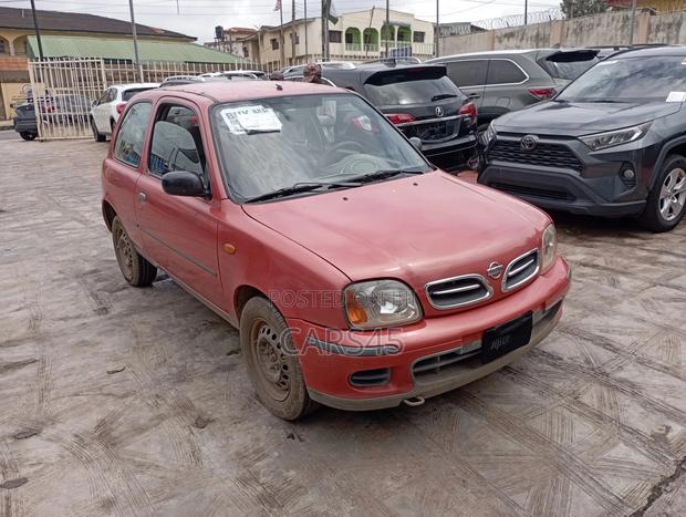 Nissan Micra 1999 Red