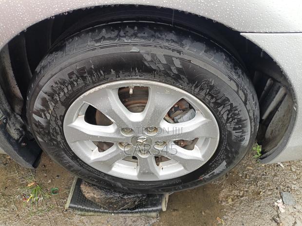 Toyota Camry 2011 Silver