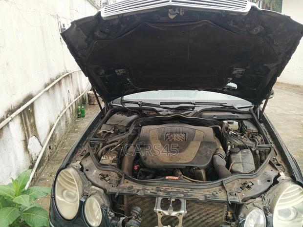 Mercedes-Benz E350 2007 Black