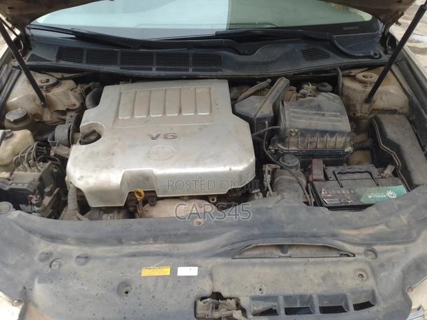 Toyota Avalon 2006 Gold