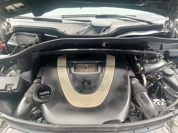 Mercedes-Benz GL-Class 2011 Black