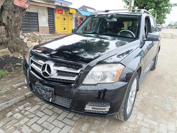 Mercedes-Benz GLK-Class 2010 Black