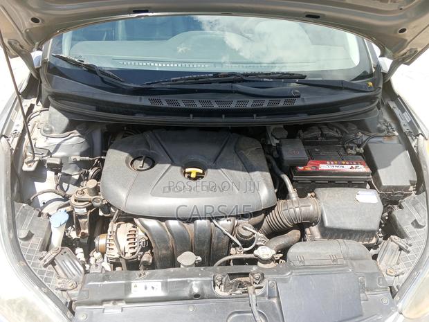 Hyundai Elantra 2013 Gray
