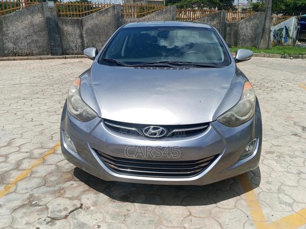 Hyundai Elantra 2013 Gray