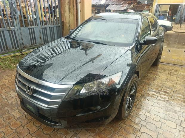 Honda Crosstour 2010 Black