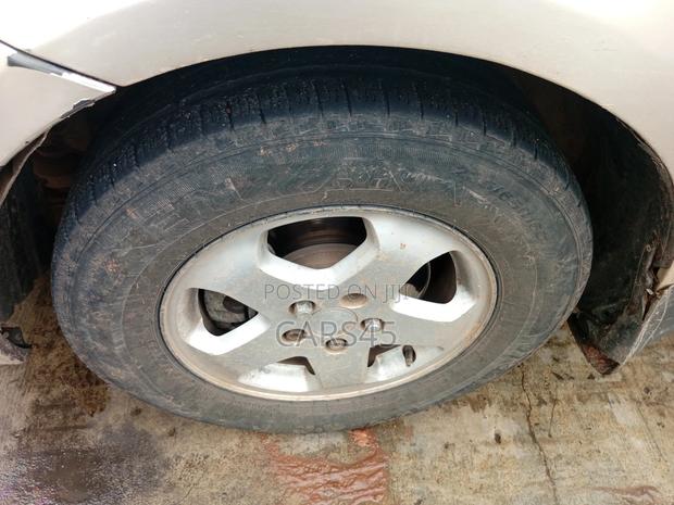 Toyota Sienna 2004 Gold