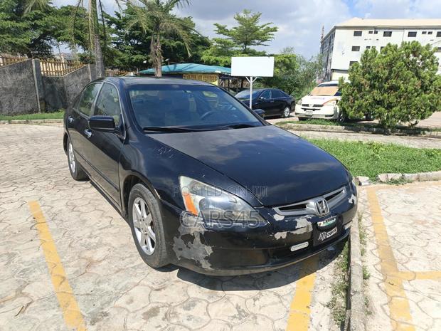 Honda Accord 2003 Black