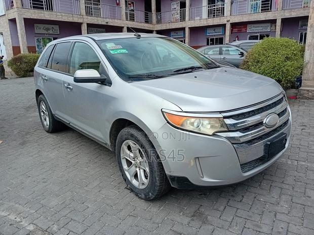 Ford Edge 2012 Silver