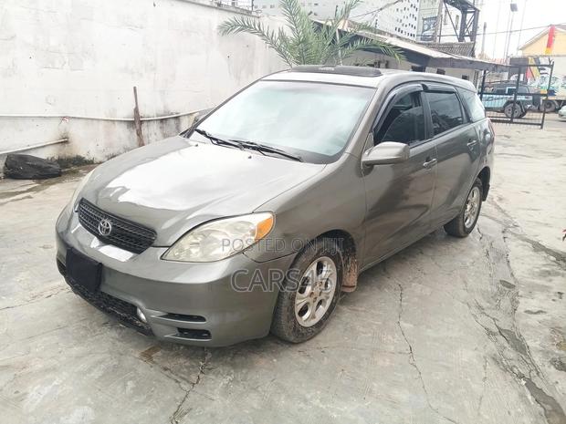 Toyota Matrix 2004 Gray