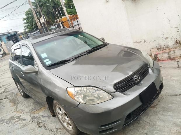 Toyota Matrix 2004 Gray