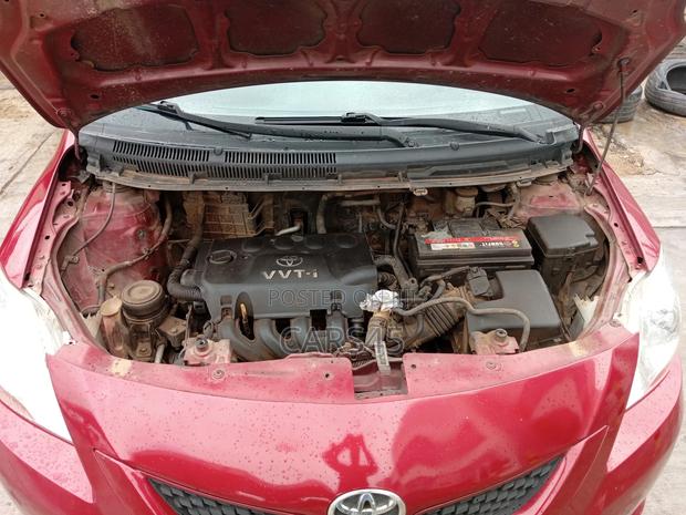 Toyota Yaris 2008 Red