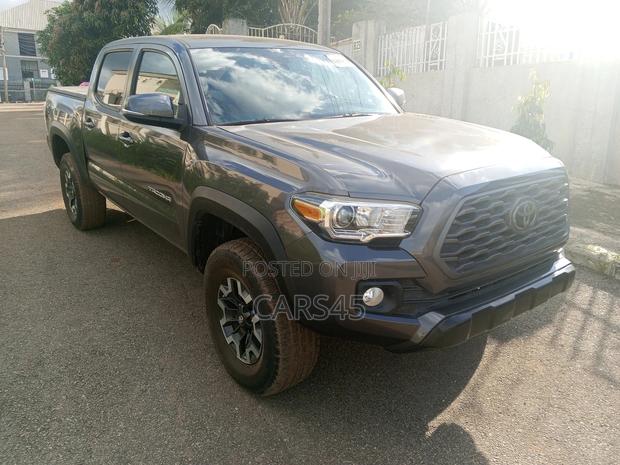 Toyota Tacoma 2021 Gray