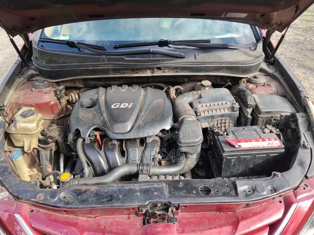 Hyundai Sonata Limited 2.0T Sedan (2.0L 4cyl 6A) 2013 Red
