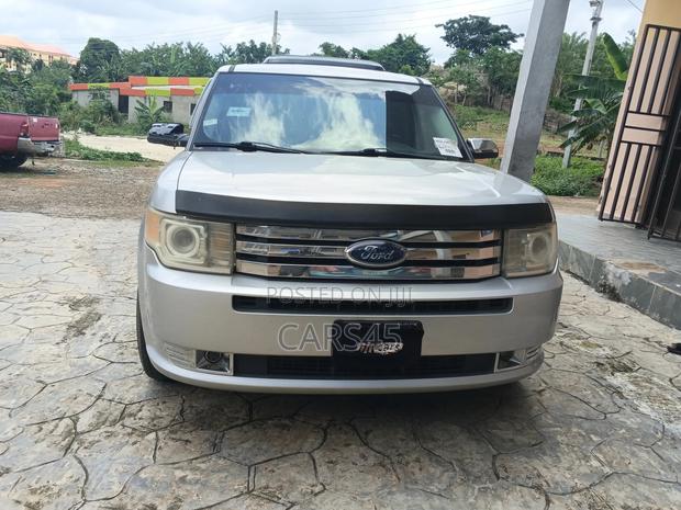 Ford Flex 2010 Silver