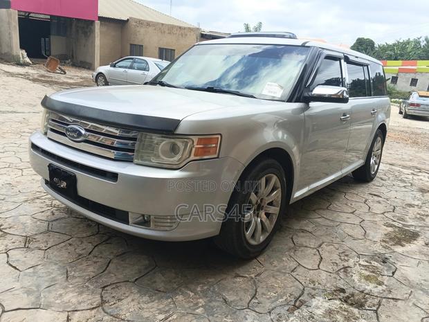 Ford Flex 2010 Silver