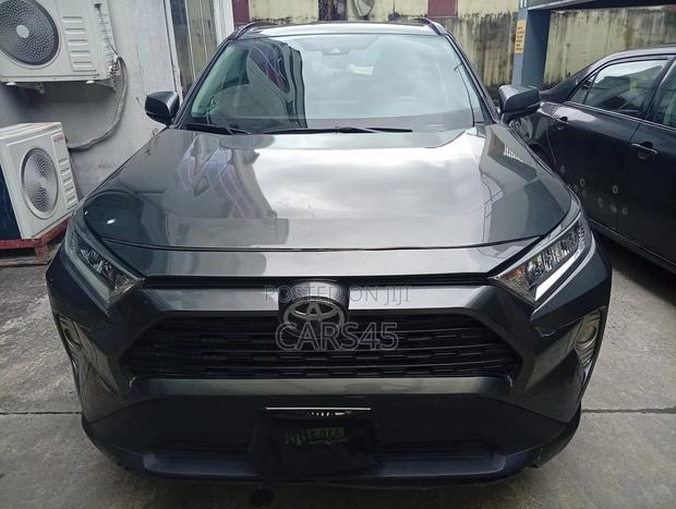 Toyota RAV4 2020 Gray