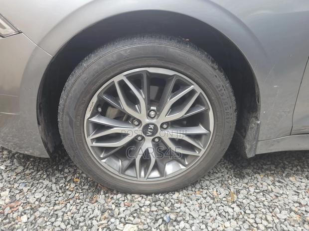 Kia K5 2021 Gray