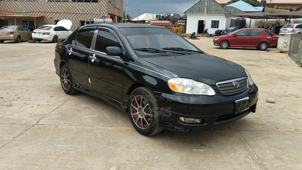 Toyota Corolla 2003 Black