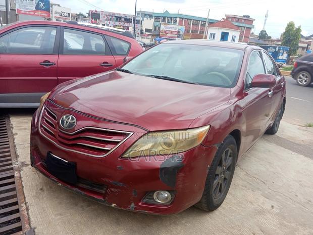 Toyota Camry 2010 Red