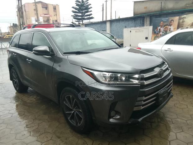Toyota Highlander 2017 Gray