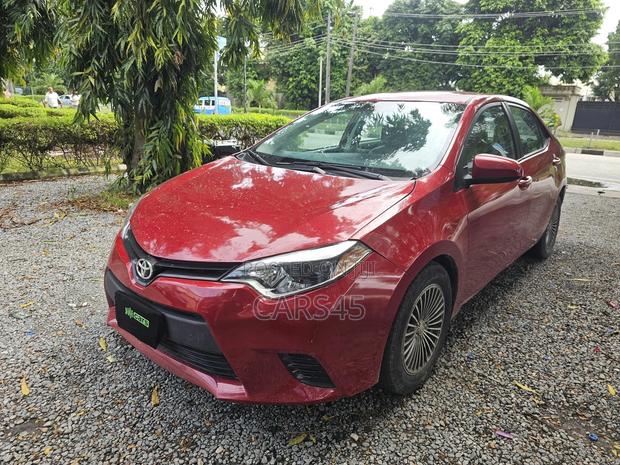 Toyota Corolla 2014 Red
