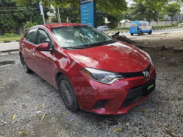 Toyota Corolla 2014 Red