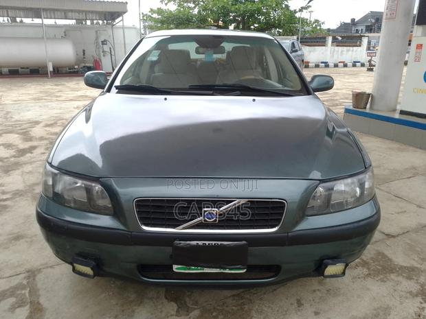 Volvo S60 2002 Green