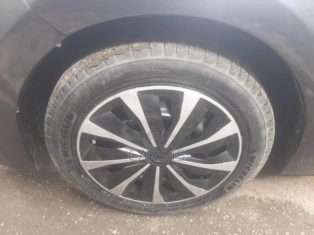 Toyota Corolla 2015 Gray
