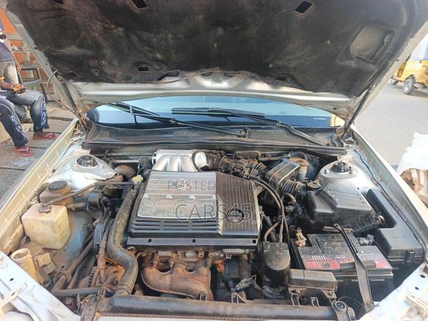 Toyota Avalon 2002 Silver