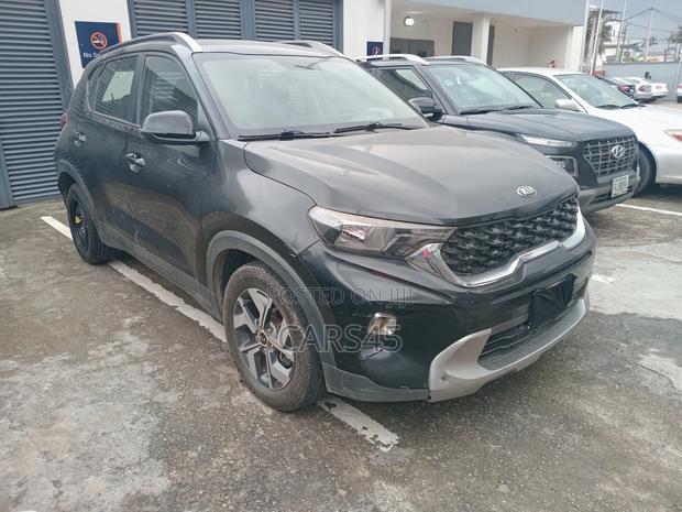 Kia Sonet 2021 Black