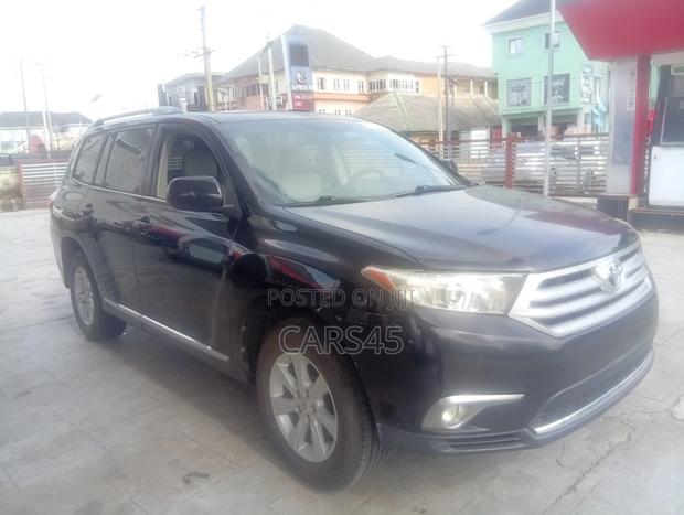 Toyota Highlander 2012 Black