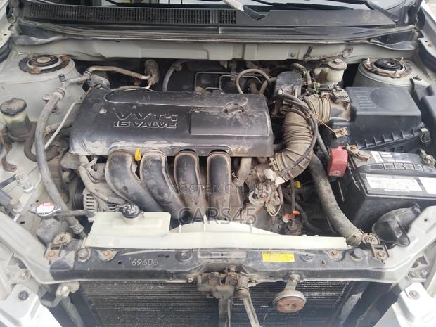 Toyota Matrix 2003 Silver