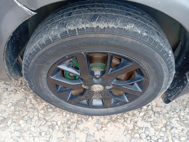 Nissan Almera 2015 Brown