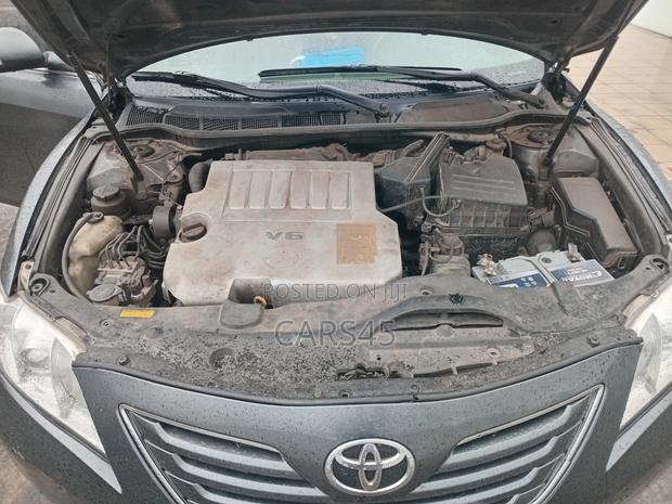 Toyota Camry 2009 Gray