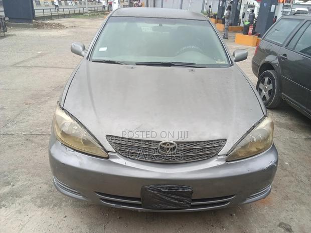 Toyota Camry 2003 Gray