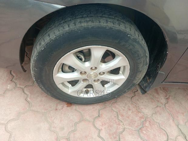 Toyota Camry 2007 Gray