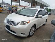 Toyota Sienna 2014 White for sale