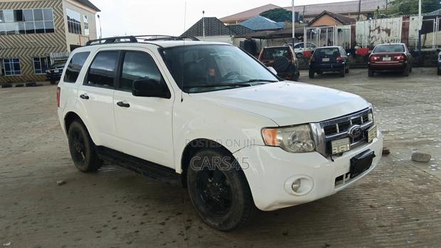 Ford Escape 2011 White
