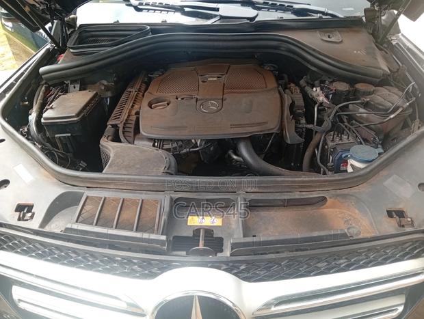 Mercedes-Benz GLE-Class 2016 Blue