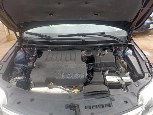 Toyota Avalon 2015 Blue