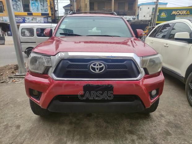 Toyota Tacoma 2015 Red