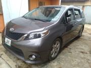 Toyota Sienna 2014 Gray for sale