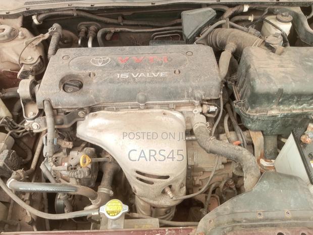 Toyota Camry LE 4dr Sedan (2.4L 4cyl 4A) 2004 Red