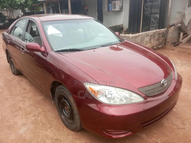 Toyota Camry LE 4dr Sedan (2.4L 4cyl 4A) 2004 Red