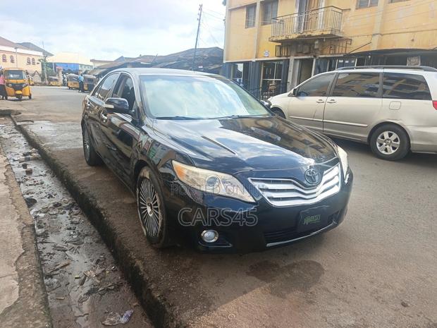 Toyota Camry 2010 Black