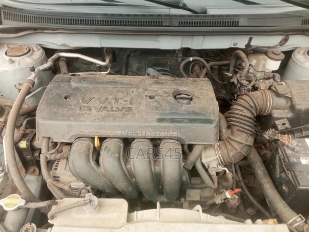 Toyota Corolla 1.6 VVT-i 2006 Silver