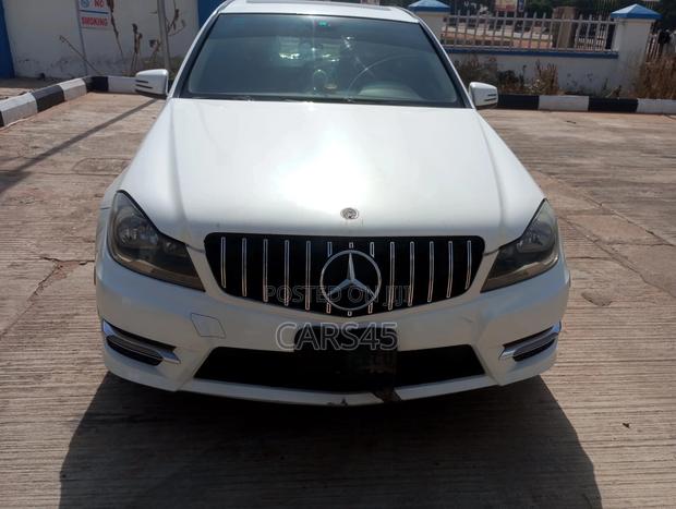 Mercedes-Benz C250 2012 White