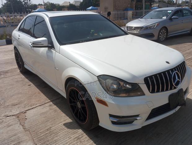 Mercedes-Benz C250 2012 White